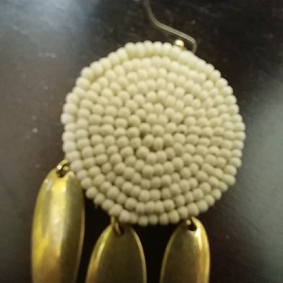 NWT Lucky BrandLarge  Beaded & Gold Drop Wires - Picture 4 of 8